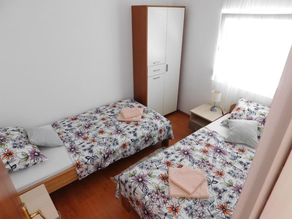 Apartmani Ruza Košljun 外观 照片