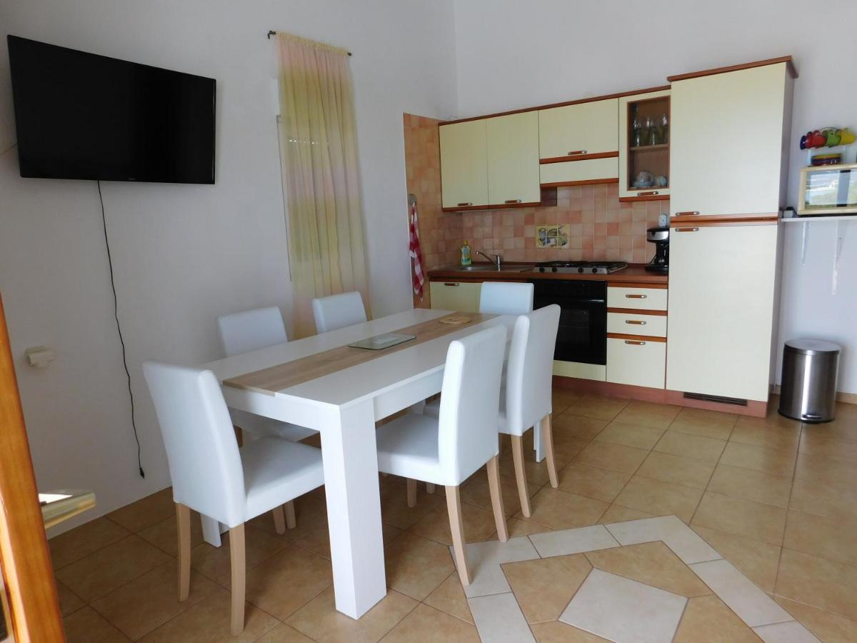 Apartmani Ruza Košljun 外观 照片