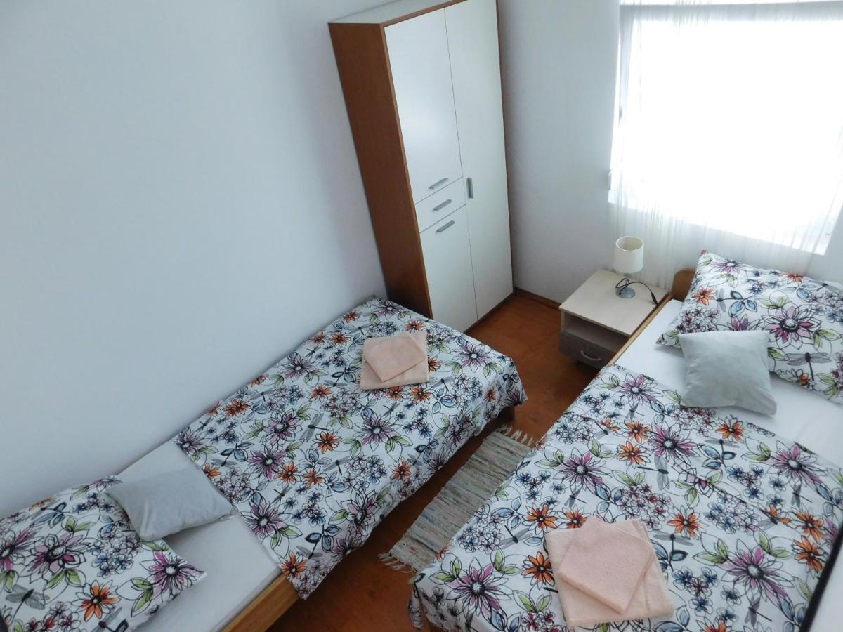 Apartmani Ruza Košljun 外观 照片