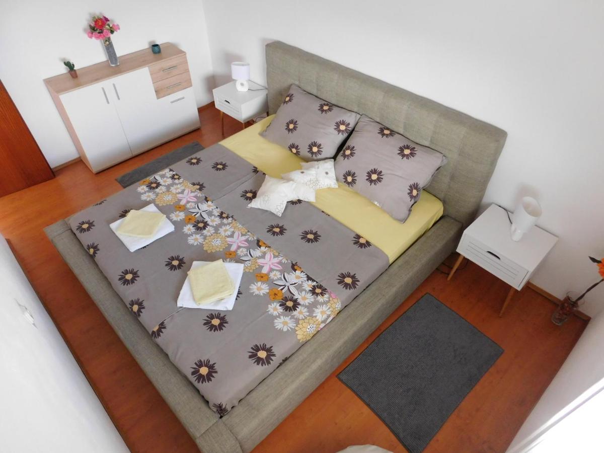 Apartmani Ruza Košljun 外观 照片